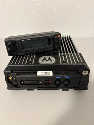 Solo ladrillo de alta potencia y cabezal de control APX 7500 VHF 800 MHz Foto 1 de 3