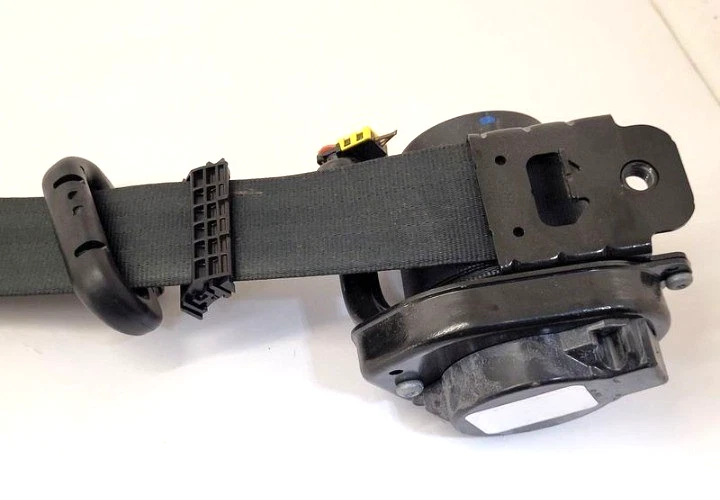 2018-2019 Ford Escape Front Left Driver Seat Belt Retractor Black OEM Foto 1 de 4