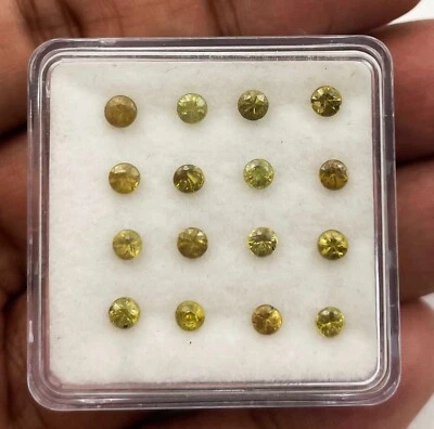 Natural Demantoid Garnet Round Cut Loose Gemstone Lot 16 Pcs 3 MM 2 CT - Image 1 of 4