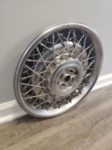 1990-1992 Cadillac Brougham RWD Wheel Cover- #7 - Picture 1 of 4
