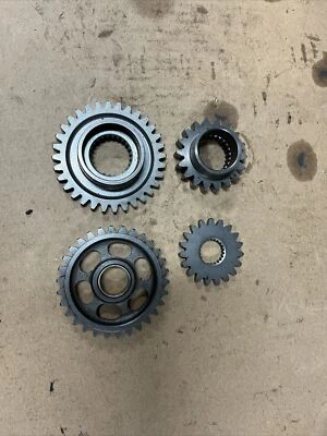 Honda CRF250R 2007 engranaje ralentí y transmisión primaria Foto 1 de 2