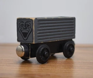 Thomas & Friends Wooden Railway Gray Troublesome Truck Flat Magnet Staples 92-93 - Bild 1 von 7