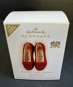 Hallmark Dorothys Ruby Slippers 2009 Limited Edition NIB Wizard Of Oz New - Picture 1 of 3