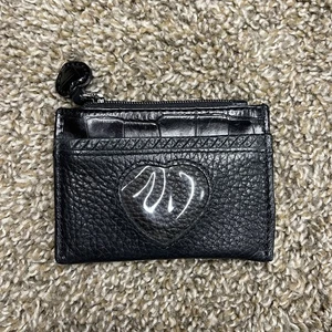 BRIGHTON Geldbörse schwarz genarbtes Leder Herz Kunststoff Ausweisfenster - Bild 1 von 5