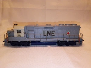 Athearn HO Scale DUMMY/UNPOWERED LNE SD-Series Diesel Locomotive - Gray Cab... - Picture 1 of 5