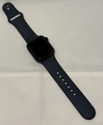 Apple Watch Series 8 - 41 mm - schwarz - Bild 1 von 4