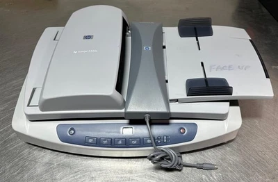 HP ScanJet 5550C Flatbed Scanner +HP Scanjet TMA C9911A Negative Photo Film Scan - Image 1 of 4