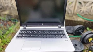 HP Probook 450 G3 dark gray i5 6th gen 4gb ram 128gb ssd - Photo 1/4