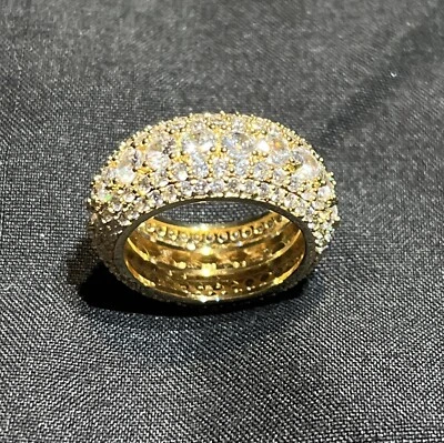 Elegante anillo de eternidad de 5 capas chapado en oro con puntero de circonita helada de hip hop para hombre talla 8 Foto 1 de 4