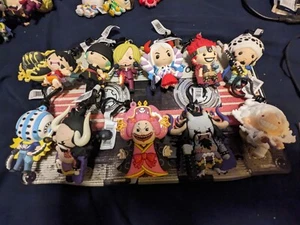 One Piece Monogram Figural Bag clips series 5 - Picture 1 of 18