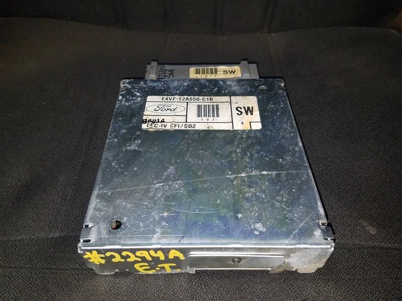 Engine ECM Electronic Control Module 6-232 3.8L Federal Fits 84-85 CAPRI 120642 Foto 1 de 3