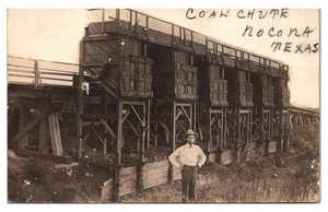 NOCONA, TEXAS - MAN BY COAL SHUTE - OLD REAL PHOTO POSTCARD - Picture 1 of 2