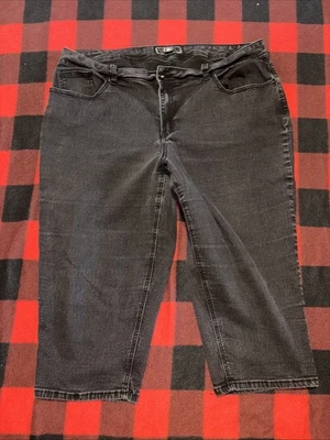 Pantalones de mezclilla Cato Capri para mujer talla 18W Plus negros Foto 1 de 4