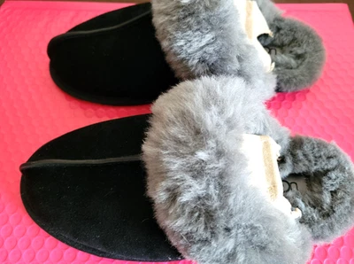 NUEVAS PANTUFLAS UGG Australia para mujer auténticas con caja original talla 7 negras Foto 1 de 4