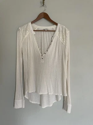 Henley de Colección Lucky Brand Delicada Manga Larga Talla Mediana. Color marfil. Y2K. Años 90. Foto 1 de 4