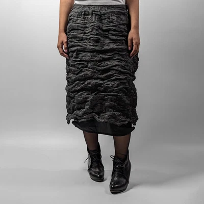 Falda de rodilla Lanvin plisada asimétrica en capas sarga malla metálica cintura elástica M-L Foto 1 de 4