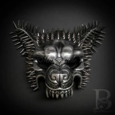 Máscara Steampunk Wolf | Máscara Beast Animal Masquerade com Spikes Prata M39587S - Imagem 1 de 4