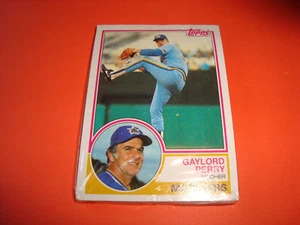 1983 GROCERY rack CELLO SEALED Unopened #463 GAYLORD PERRY front - Picture 1 of 3