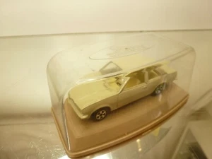 GUILOY OPEL ASCONA 2 DOOR COUPE - CREAM 1:43 - VERY GOOD IN BOX - - Foto 1 di 6