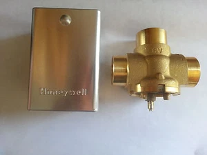 Outdoor Wood Furnace Boiler Honeywell 3 Way zone controll valve AND actuator - Picture 1 of 1