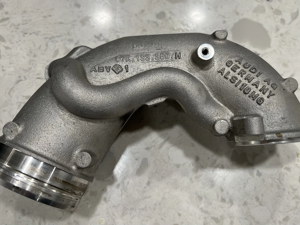Tubo de entrada turbo Audi TT/RS 2,5 L OEM# 07K133359H NUEVO Foto 1 de 4