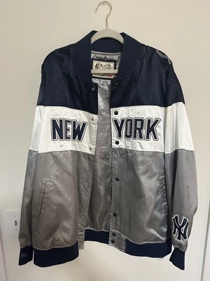 Chaqueta Mitchell And Ness satinada New York Yankees para hombre talla XL Foto 1 de 4