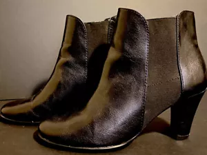 Bota negra sin cordones A2 By Aerosoles para mujer talla 8 Strole Along - Imagen 1 de 11