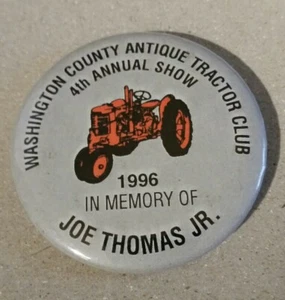 Pinback Washington County Antiguo Tractor Club 1996 4to Anual En Memoria de - Imagen 1 de 2