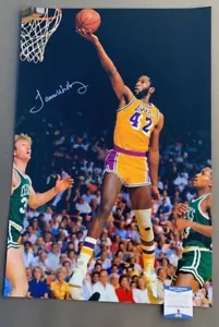 LAKERS JAMES WORTHY AUTOGRAPHED 20"x30" PHOTOGRAPH BECKETT BAS COA X86213 - Picture 1 of 1