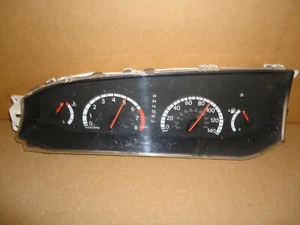 Grupo de instrumentos velocímetro Toyota A/T 2002 83800-07111-00 - Imagen 1 de 8