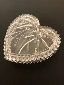 Caja baratija cristal Wedgwood en forma de corazón - Imagen 1 de 9