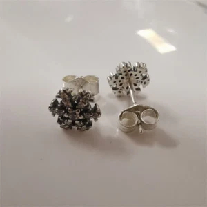925 Snowflake Sparkling Stud Earrings Pandora - Picture 1 of 4