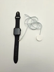 Apple Watch SE (2nd Gen) (GPS, 40mm) - Midnight Aluminum Case with Midnight - Zdjęcie 1 z 1
