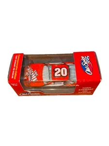 Limited Edition Commemorative Old Spice Tony Stewart #20 Nascar Maßstab 1:64 - Bild 1 von 3