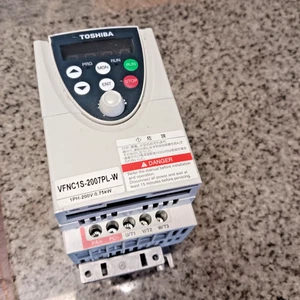 Toshiba VFNC1S-2007P-W Transistor Inverter 1ph-200v-0.75kW FREE SHIPPING - Picture 1 of 5