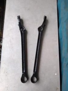 Coppia bracci oscillanti destro e sinistro vw Maggiolone 1303 08/73-01/80 NOS - Foto 1 di 4