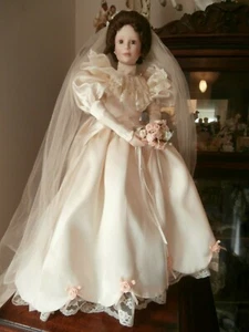 SELTENE ASHTON DRAKE GALLERIES PUPPE 20 GROSSE ELIZABETH,S 1900/S HOCHZEITSKLEID - Bild 1 von 12