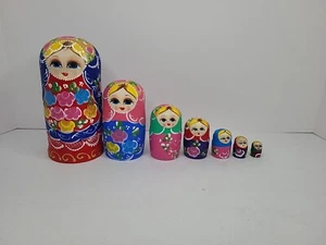 Babuschka Matroschka russische verschachtelte Puppen handbemalt Holz stapelbar 7er Set - Bild 1 von 6