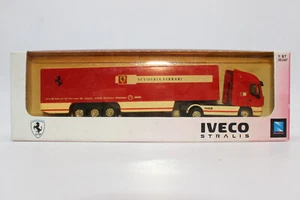LongHauler IVECO Stralis SCUDERIA FERRARI en embalaje original - Imagen 1 de 1