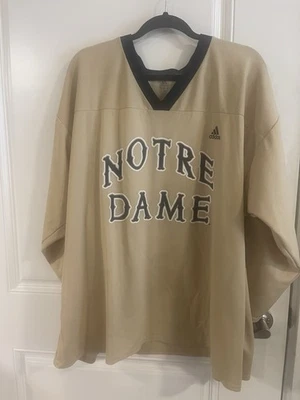 Camiseta deportiva de hockey Notre Dame Fighting Irish Adidas para hombre talla XL Foto 1 de 4