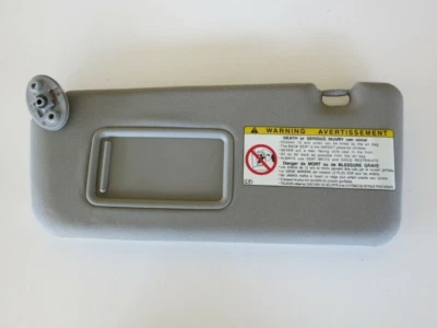 CONJUNTO DE VISERA ORIGINAL TOYOTA OEM, LH TOYOTA RAV4 2000/08-2005/11 ☆ 74320-42420-B0 ☆ Foto 1 de 3