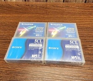 Lote de 4 cintas/limpiadores de datos de 4 mm - 2 cintas Fujifilm/2 limpiadores Sony - ¡NUEVOS sellados! - Imagen 1 de 2