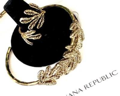Banana Republic Feminino Ouro Esmaltado Folha Bracelete Anel Novo com etiquetas 45 EA Conjunto de 2 - Imagem 1 de 4