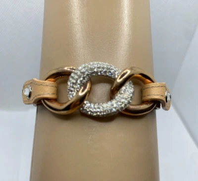 Pulsera de cuero encuadernada Swarovski micro-pavé eslabón de cadena bronceado/beige y oro rosa Foto 1 de 4