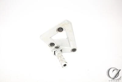 93 SUZUKI KATANA GSX750 GSX 750 Juego trasero izquierdo reposapiés clavija Foto 1 de 4