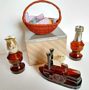 4 Vintage Avon Osterkörbchen mit Originalkarton, & weitere Glasflaschen Sammlungen. - Bild 1 von 7