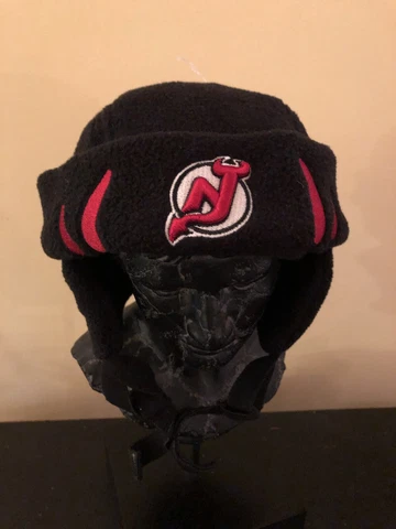 NWT New Jersey Devils New Era Youth Helmet Knit Replica Hat One Size Fits Most Cover