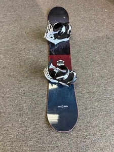 *BLEM* Camp Seven Redwood CRCX Snowboard with Summit Snowboard Bindings 153 cm - Picture 1 of 2