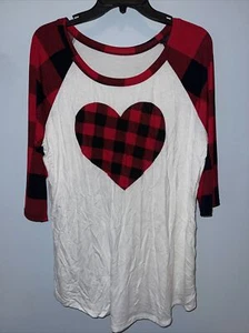 NWOT Boutique HEART 3/4 Length Sleeve Thin Stretchy Large Top - Picture 1 of 3
