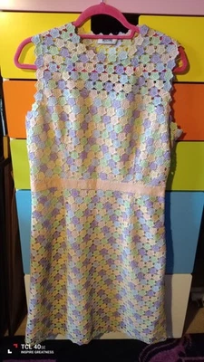 Vestido Vaina Moschino Barato y Chic Floral Macramé en Poliéster Multicolor UK14 Foto 1 de 4